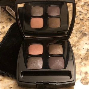Chanel 4 palette eyeshadow- pink, brown color